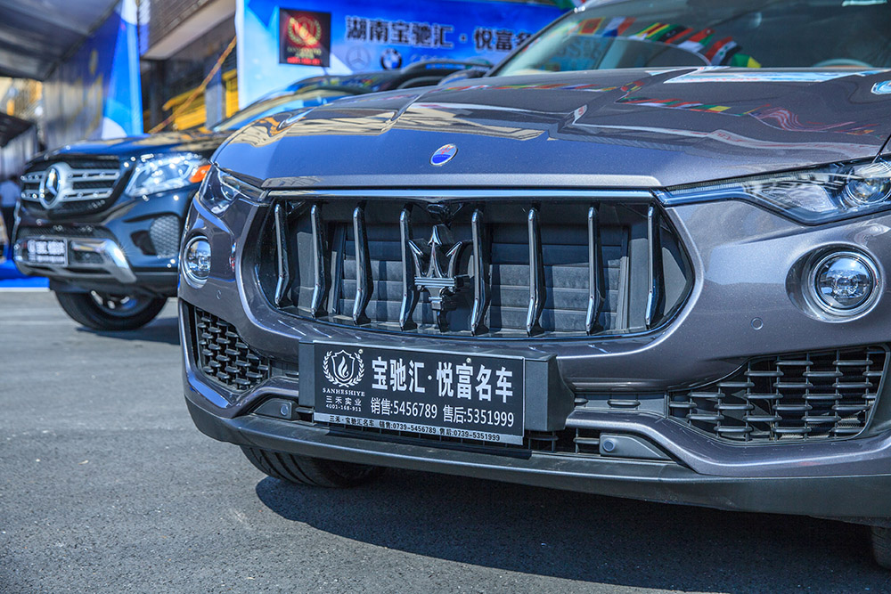 【車展第一天】遇到那個TA，放棄蘋果8......