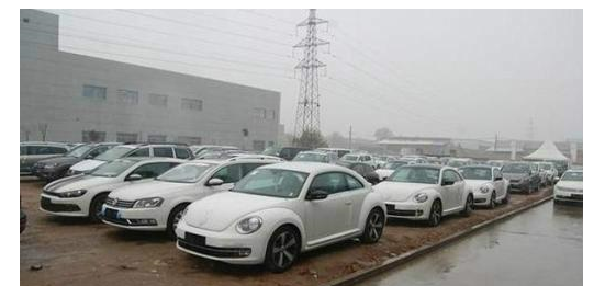 白色的車有這么多缺點(diǎn)！為什么近25%的車主還買它？